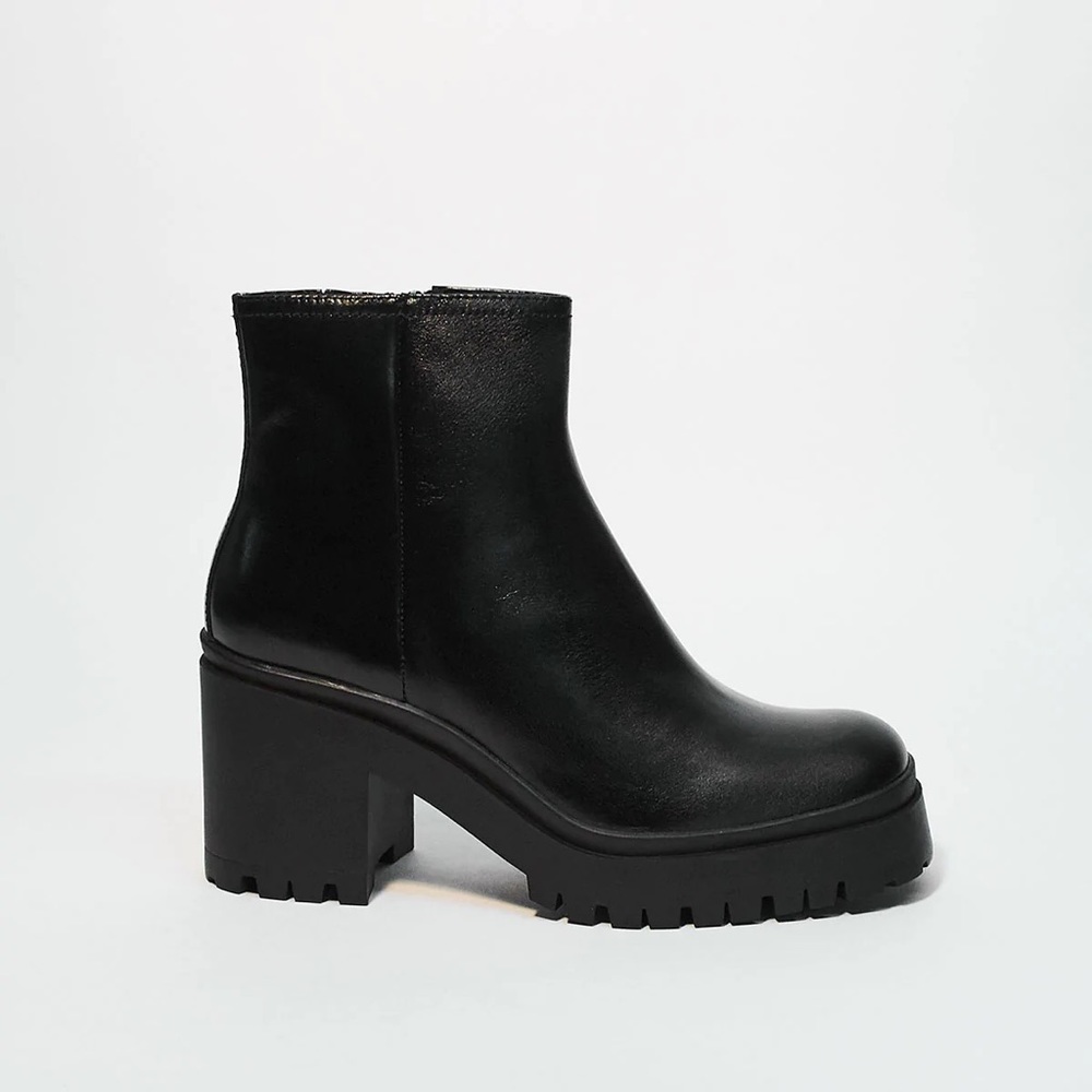 Jeffrey Campbell Anenome Chunky Lug Sole Ankle Boots Size 8